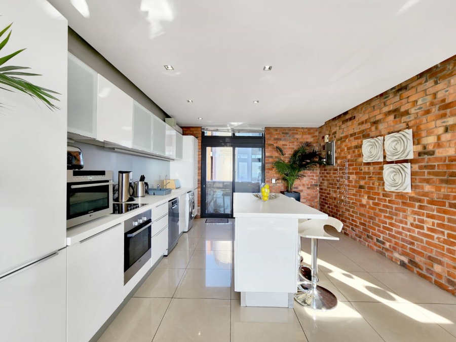 3 Bedroom Property for Sale in De Waterkant Western Cape